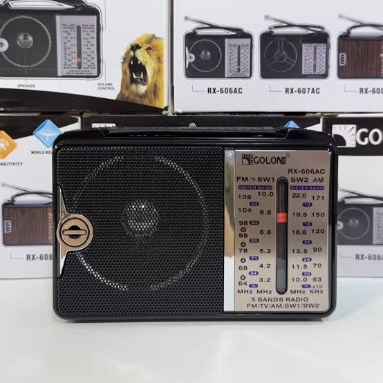 محتويات علبة راديو جولون Golon RX-606AC من متجر Saver Store